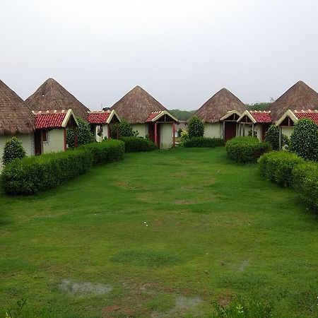 Rann Village Resort Bherandiāla エクステリア 写真